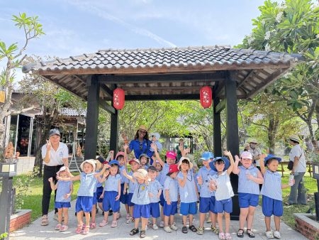 SỰ KẾT HỢP GIỮA PHƯƠNG PHÁP MONTESSORI VÀ CHƯƠNG TRÌNH GIÁO DỤC MẦM NON VIỆT NAM